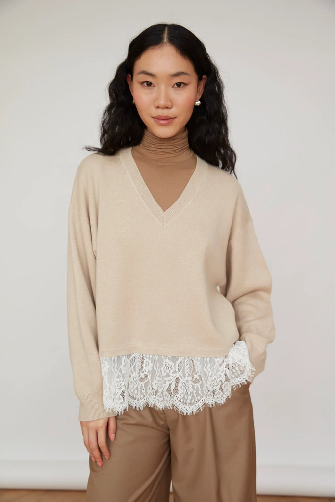 Hana Jumper in Biege