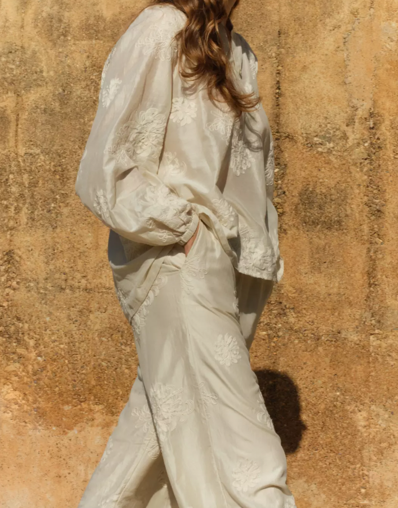 Yaya Embroidered blouse with long sleeves