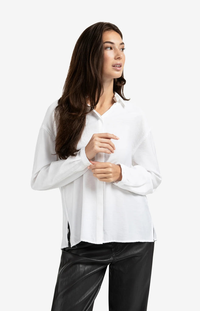 Blouse with Removable Collar