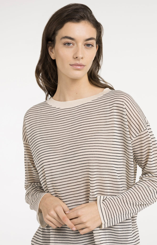 Fine-knitted striped sweater
