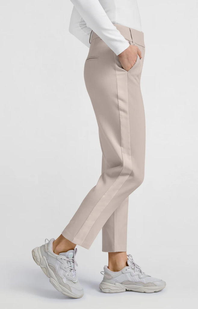 Trouser with piping