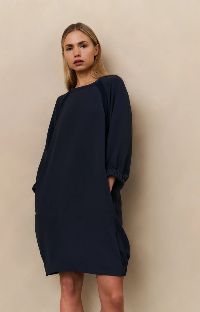 Raglan Dress Round Neck