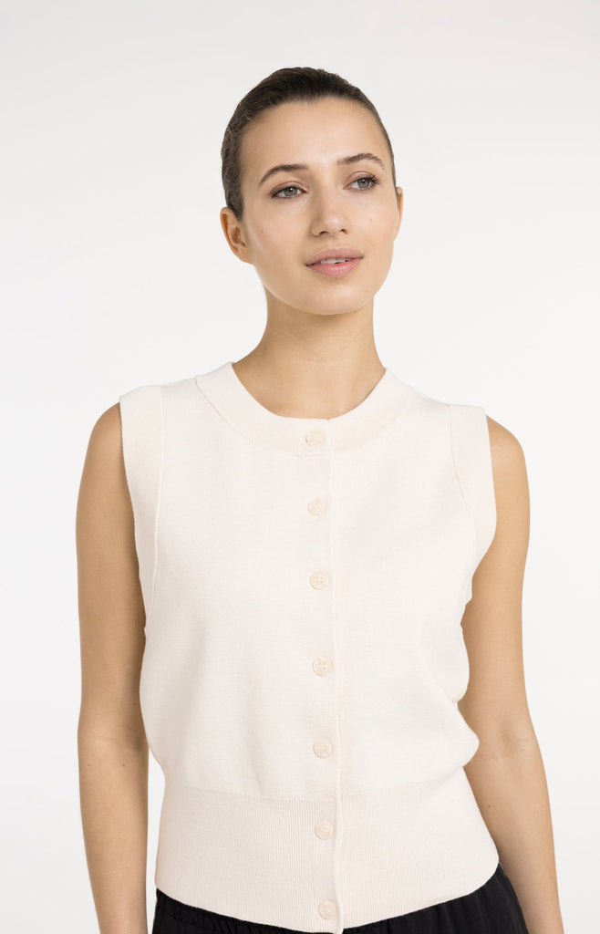 Sleeveless cardigan with buttons