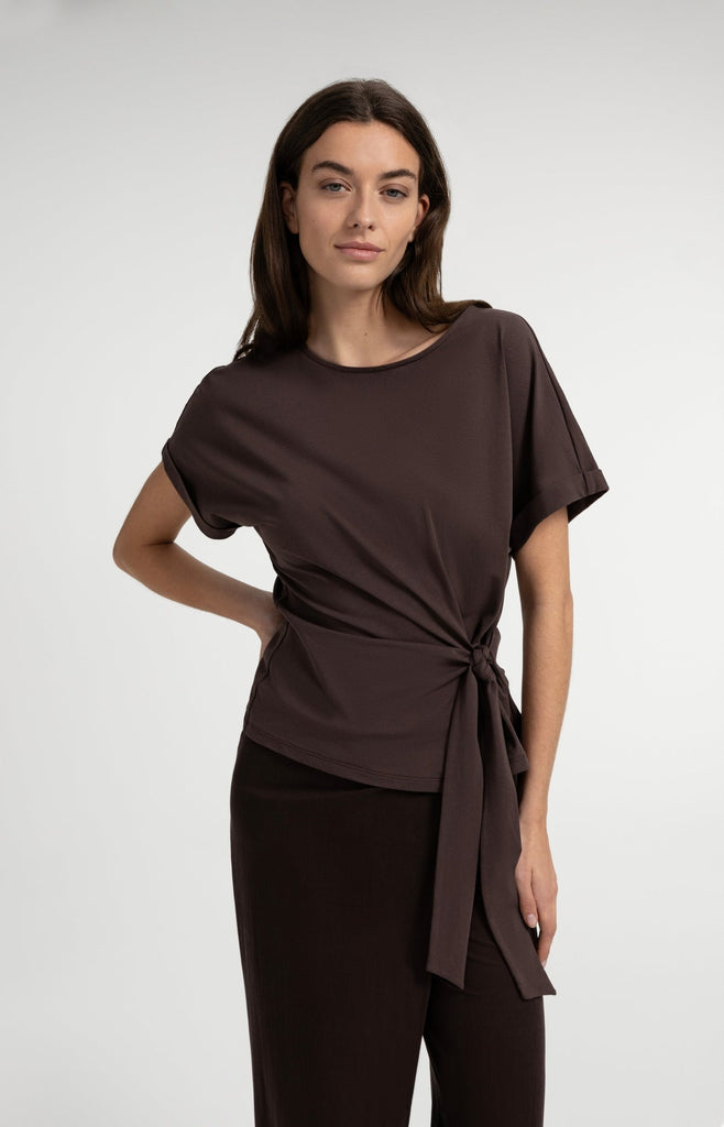Top with round neckline and knot